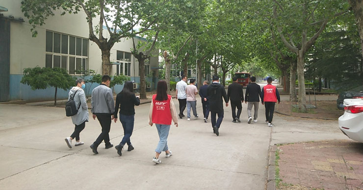 閥門(mén)車(chē)間參觀(guān)